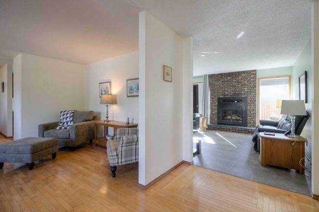 6 Tudor Cres S, House detached with 6 bedrooms, 3 bathrooms and 4 parking in Lethbridge AB | Image 9