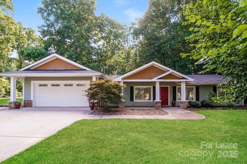 1195 Nixon Heights Ln, Denver, NC, 28037-9521 | Card Image