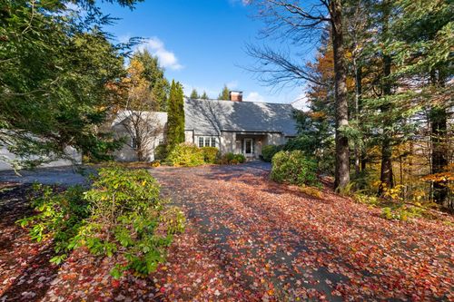 712 Sugarhouse Rd, New London, NH, 03257-3511 | Card Image