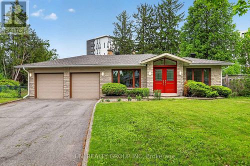 2554 Egan Rd, Ottawa, ON, K1V8N1 | Card Image