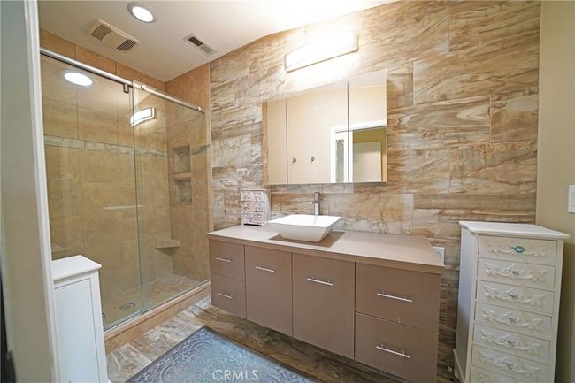 27768 Crookshank Dr, House other with 3 bedrooms, 2 bathrooms and 2 parking in Santa Clarita CA | Image 26