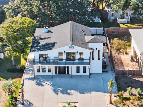 105 53rd St, Oak Island, NC, 28465-5008 | Card Image