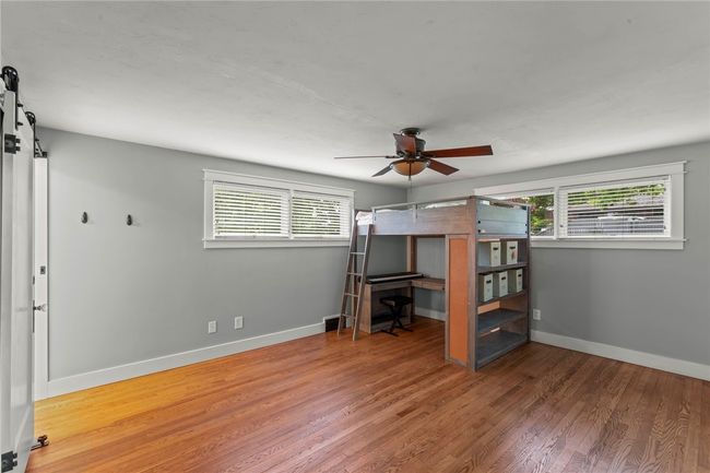 857 E Mcmurray Rd, House other with 3 bedrooms, 3 bathrooms and 2 parking in Peters Twp PA | Image 19