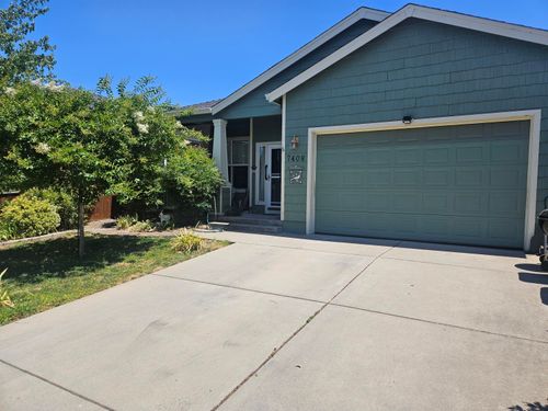 7408 Stonefield Dr, White City, OR, 97503-1461 | Card Image