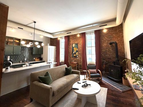 apt-23-66 S Front St, Memphis, TN, 38103-2422 | Card Image