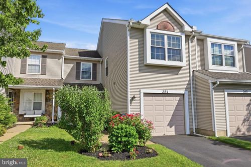 254 Sequoia Dr, NEWTOWN, PA, 18940-9262 | Card Image