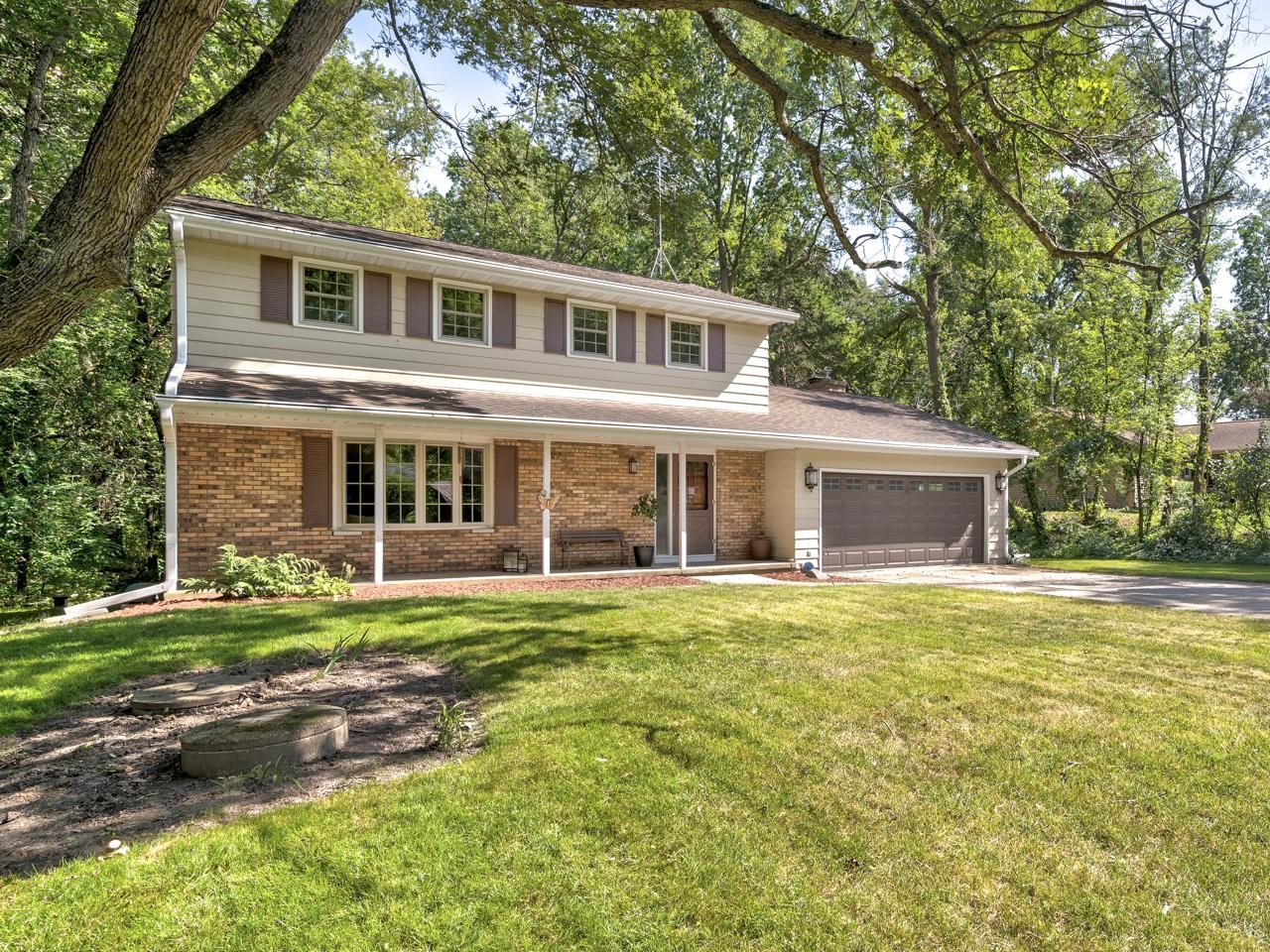 Neupert Rd, Lake Mills, WI 53551