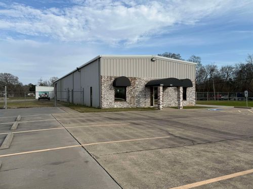 bldg-200-1255 Lindbergh Dr, Beaumont, TX, 77707-4125 | Card Image