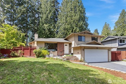 13105 111th Pl Ne, Kirkland, WA, 98034-6310 | Card Image
