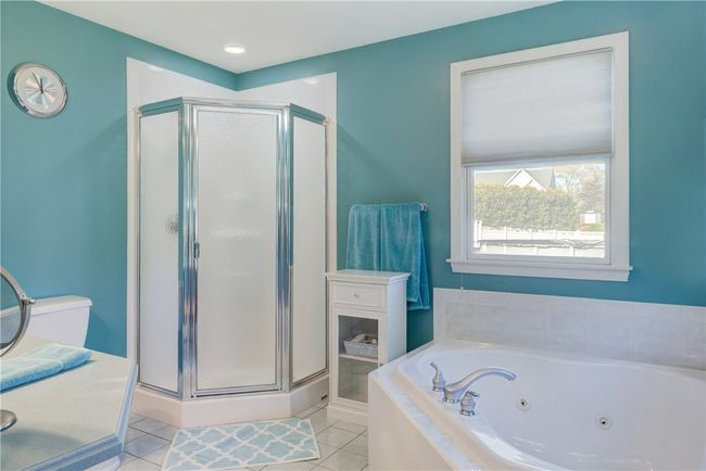 32 Vernon Ave, House other with 3 bedrooms, 4 bathrooms and 3 parking in Bristol RI | Image 18