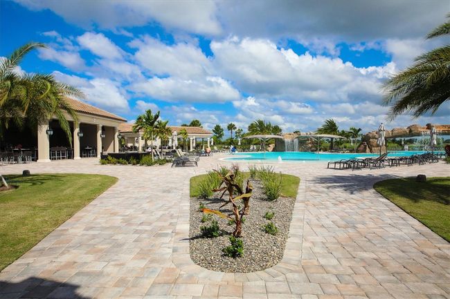 UNIT-304 - 17520 Gawthrop Dr, Condo with 2 bedrooms, 2 bathrooms and null parking in BRADENTON FL | Image 49