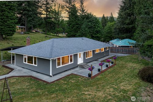 407 N Dubois Rd, Ariel, WA, 98603-9703 | Card Image