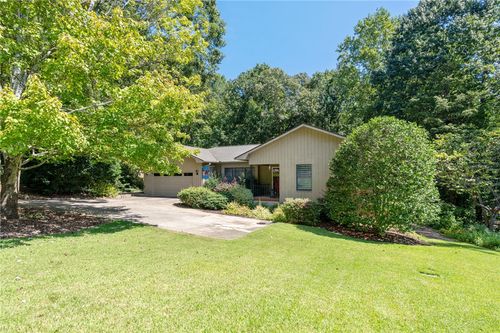 211 Cherokee Dr, Fair Play, SC, 29643-2307 | Card Image