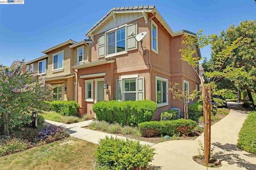 unit-3-900 Old Oak Ln, Hayward, CA, 94541-6278 | Card Image