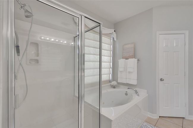 20918 Rose Crossing Ln, House other with 4 bedrooms, 3 bathrooms and 2 parking in Spring TX | Image 33