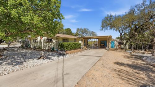 1268 Lakeside Dr W, Canyon Lake, TX, 78133 | Card Image