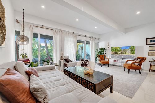 apt-274b-19220 Ne 25th Ave, Miami, FL, 33180-3220 | Card Image
