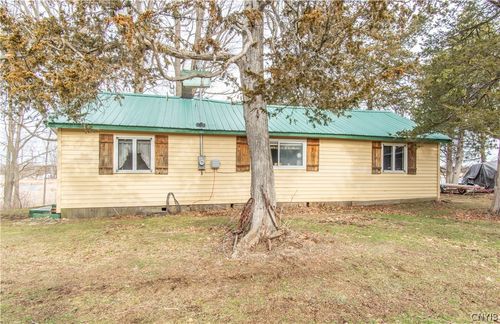 10615 Grandjean Rd, Henderson, NY, 13650-2105 | Card Image