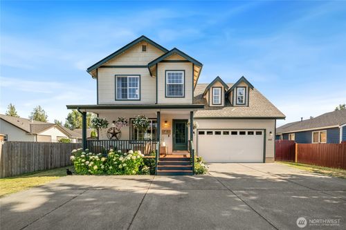 843 Garfield St, Sumas, WA, 98295-9504 | Card Image
