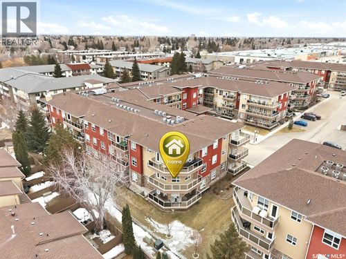 206-1025 Moss Ave, Saskatoon, SK, S7H4C7 | Card Image