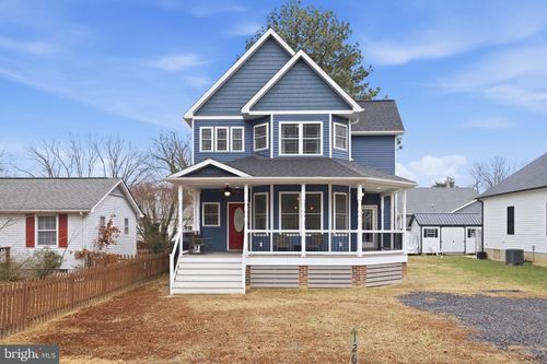 126 4th St, COLONIAL BEACH, VA, 22443-1704 | Card Image