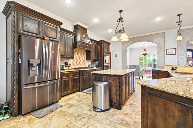 6711 Mosswood Dr, House other with 5 bedrooms, 3 bathrooms and 3 parking in Midland TX | Image 14
