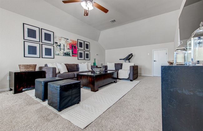 Discover the Versatility of the Bonus Room | Image 33