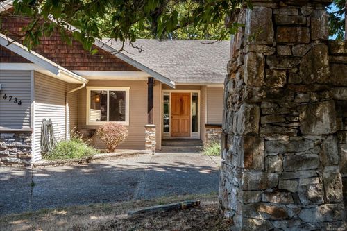 4734 Vista View Cres, Nanaimo, BC, V9V1N8 | Card Image