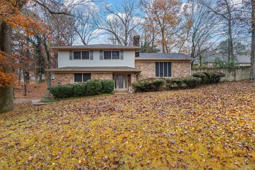 10 Pinecrest Dr, Jackson, TN, 38301-9509 | Card Image