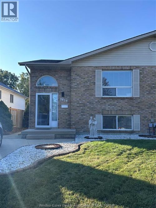 7929 Hawthorne Dr, Windsor, ON, N8R2J9 | Card Image