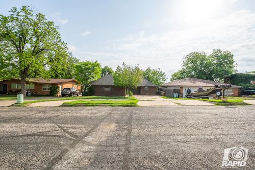 1016 N Adams St, San Angelo, TX, 76901-1606 | Card Image