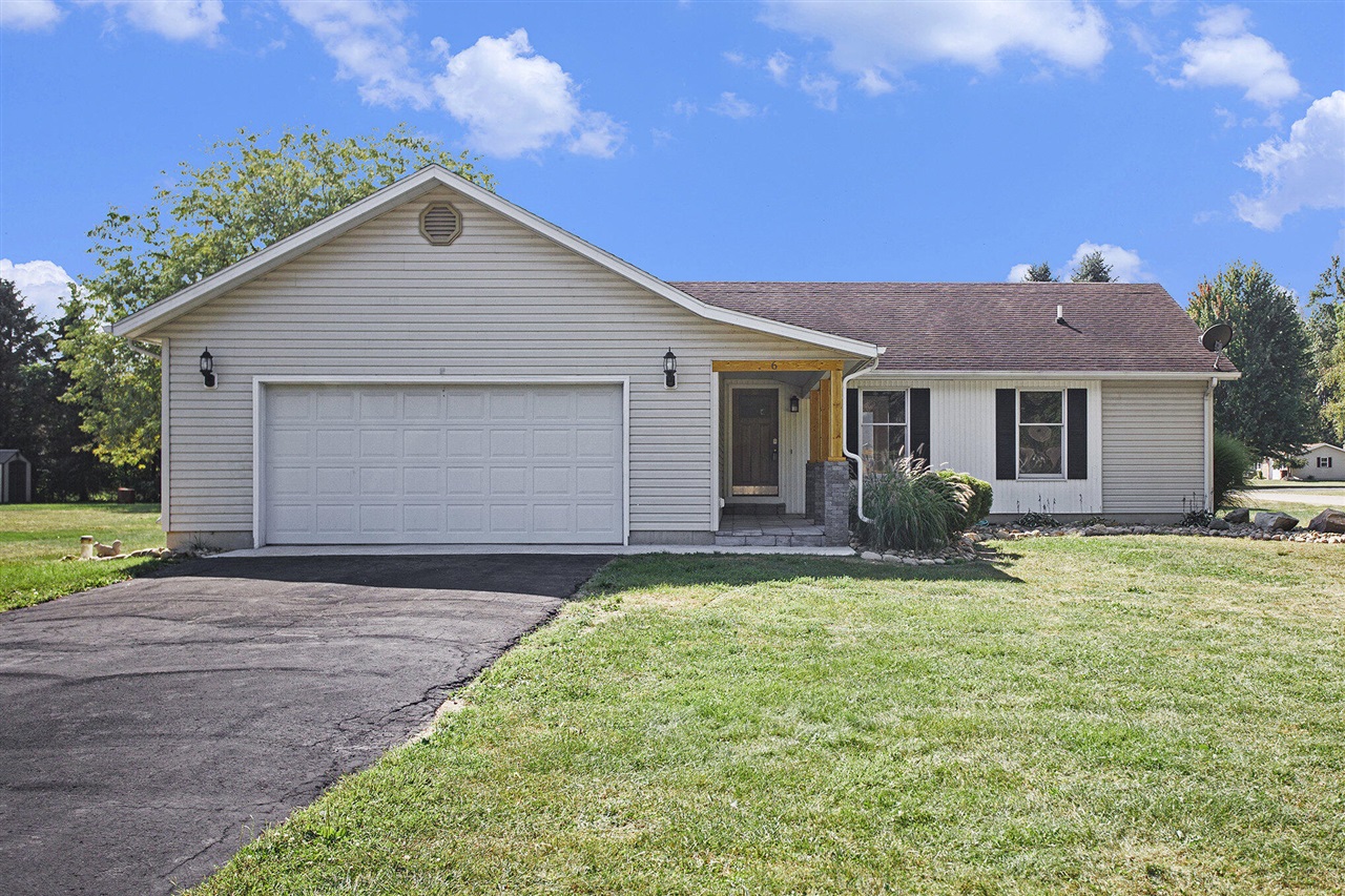 Friendship Ln, Marshall, MI 49068
