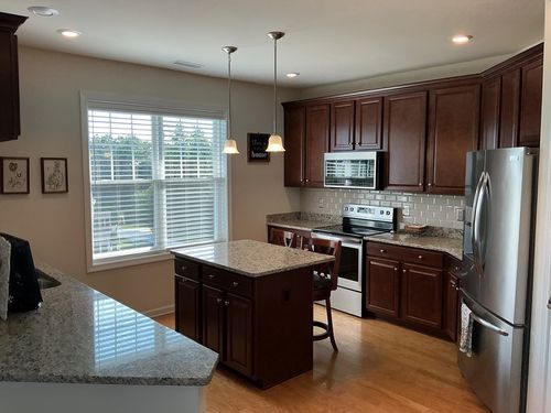 401-2 Francis Dr, Andover, MA, 01810-0048 | Card Image