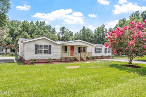 100 Crosscut Pl, Goldsboro, NC, 27534-7887 | Card Image