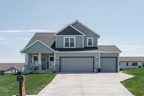 907 Ridge Court, Watertown, WI, 53094 | Card Image