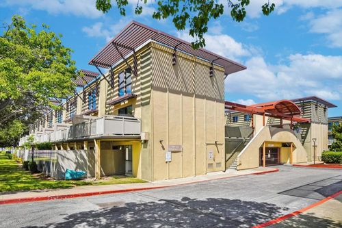 3203 Admiralty Ln, Foster City, CA, 94404-2229 | Card Image