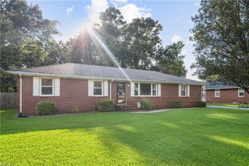 4308 San Salvador Dr, Chesapeake, VA, 23321-2044 | Card Image