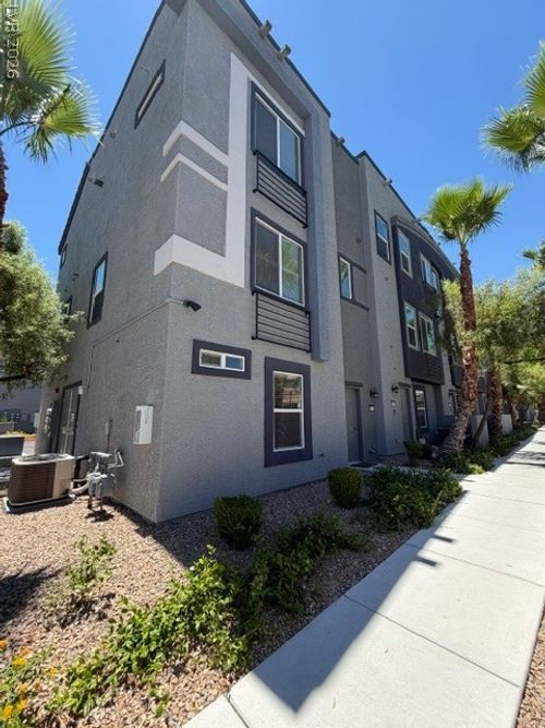 1077-9050 W Tropicana Ave, Las Vegas, NV, 89147-8186 | Card Image