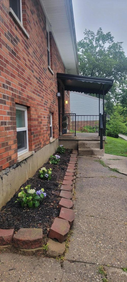 1232 E Henry Clay Ave, Ft Wright, KY, 41011-3720 | Card Image