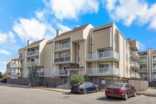 203-3727 42 St Nw, Calgary, AB, T3A2W3 | Card Image