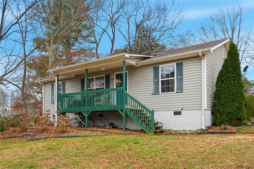 31 Debbie Ln, Dallas, GA, 30132-0901 | Card Image