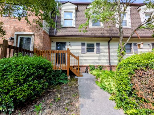 0-2022 Heritage Pl, Johnson City, TN, 37604-7771 | Card Image