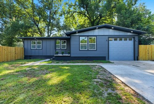 412 Middle St, North Little Rock, AR, 72117-4715 | Card Image