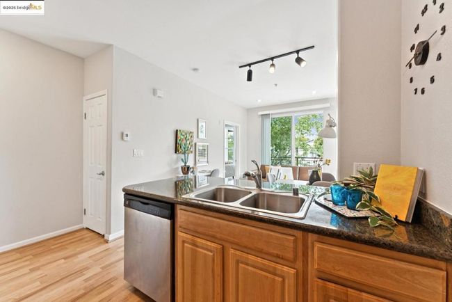 5204 - 1121 40 Th St, Condo with 1 bedrooms, 1 bathrooms and 1 parking in Emeryville CA | Image 10
