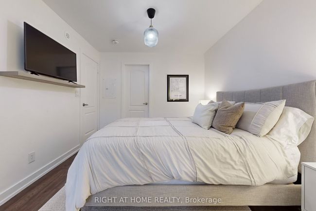 129 - 2 Dunsheath Way, Condo with 2 bedrooms, 2 bathrooms and null parking in Markham ON | Image 22