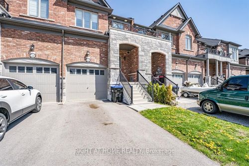 2051 Dale Rd, Innisfil, ON, L9S0J8 | Card Image