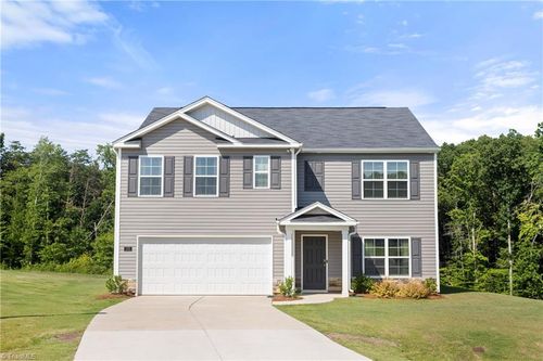 173 Nova Ln, King, NC, 27021-8157 | Card Image
