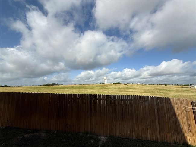 37E - 352 Circle Way, House other with 3 bedrooms, 3 bathrooms and 2 parking in Jarrell TX | Image 29