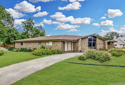 6520 Adair Dr, Leon Valley, TX, 78238-1505 | Card Image