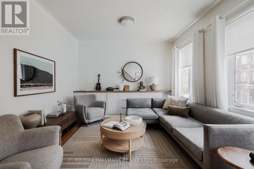 31 Carnahan Terr, Toronto, ON, M4E0B1 | Card Image